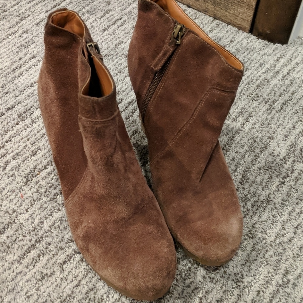 Nine west wedge shoe